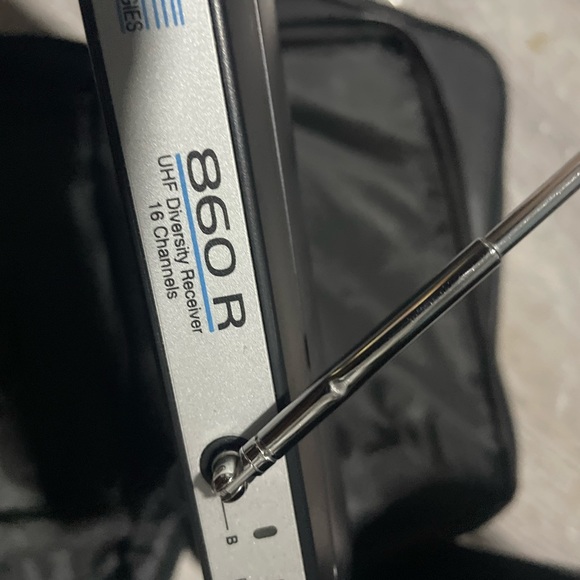 Db Technologies handheld microphone multi frequency - Picture 7 of 9